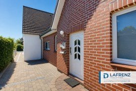 Hauptbild Viel Platz für zwei Generationen - Zweifamilienhaus mit großem Garten in Burg